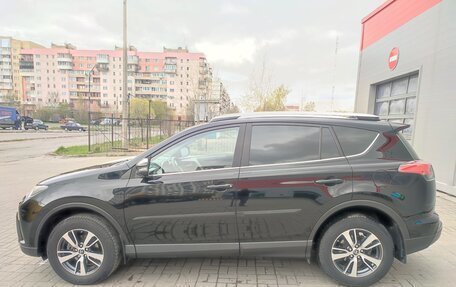 Toyota RAV4, 2018 год, 2 900 000 рублей, 4 фотография