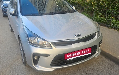 KIA Rio IV, 2020 год, 1 350 000 рублей, 2 фотография