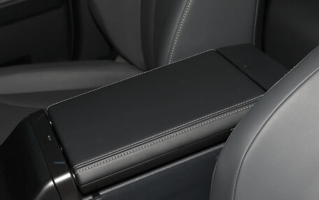 Toyota RAV4, 2026 год, 4 200 000 рублей, 30 фотография