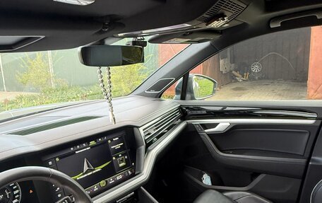 Volkswagen Touareg III, 2019 год, 6 800 000 рублей, 12 фотография