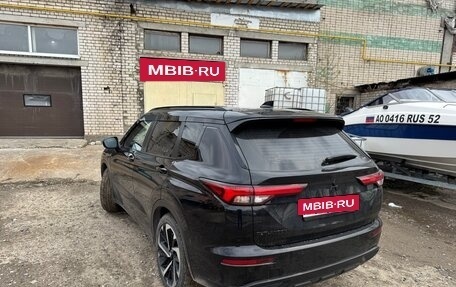 Mitsubishi Outlander, 2024 год, 4 590 000 рублей, 7 фотография