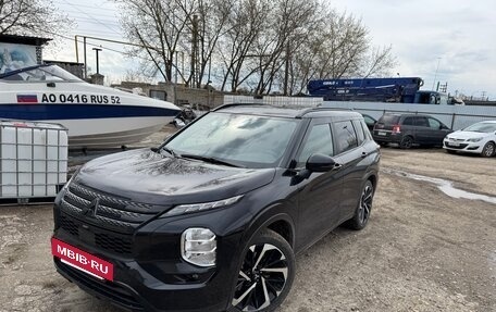 Mitsubishi Outlander, 2024 год, 4 590 000 рублей, 5 фотография