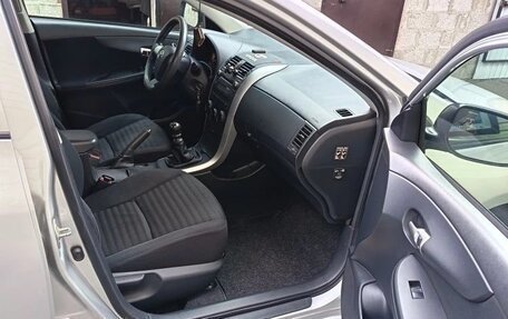 Toyota Corolla, 2010 год, 1 000 000 рублей, 16 фотография