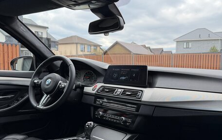 BMW M5, 2013 год, 3 300 000 рублей, 24 фотография