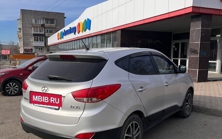 Hyundai ix35 I рестайлинг, 2013 год, 1 300 000 рублей, 4 фотография