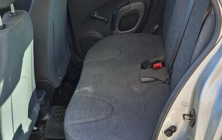 Nissan Micra III, 2006 год, 550 000 рублей, 14 фотография
