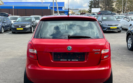 Skoda Fabia II, 2011 год, 700 000 рублей, 7 фотография