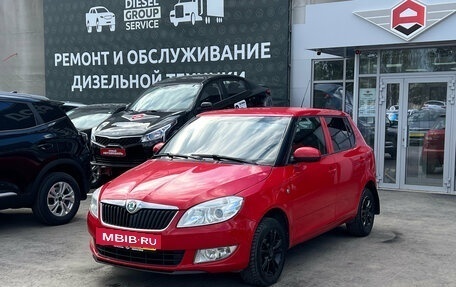 Skoda Fabia II, 2011 год, 700 000 рублей, 3 фотография
