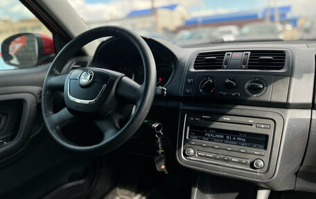 Skoda Fabia II, 2011 год, 700 000 рублей, 27 фотография