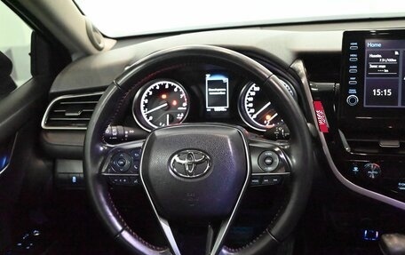 Toyota Camry, 2021 год, 3 400 000 рублей, 10 фотография