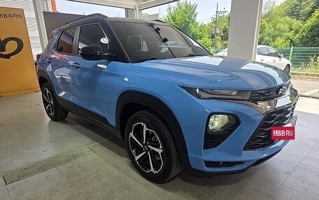 Chevrolet TrailBlazer, 2023 год, 1 910 000 рублей, 3 фотография