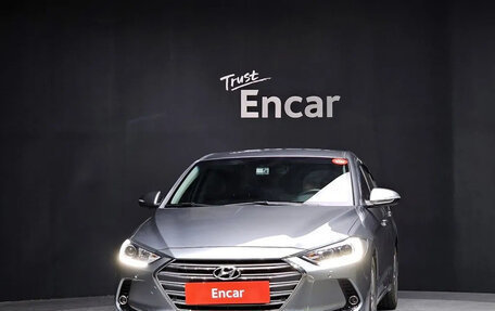 Hyundai Avante, 2018 год, 1 760 000 рублей, 2 фотография