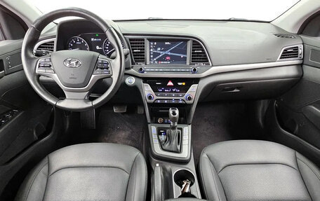 Hyundai Avante, 2018 год, 1 760 000 рублей, 9 фотография