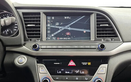 Hyundai Avante, 2018 год, 1 760 000 рублей, 14 фотография