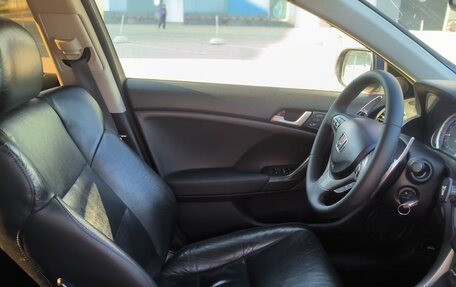 Honda Accord VIII рестайлинг, 2008 год, 900 000 рублей, 14 фотография
