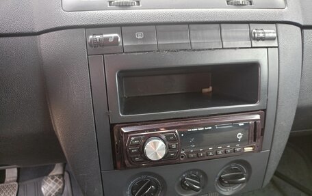 Skoda Fabia I, 2001 год, 280 000 рублей, 5 фотография