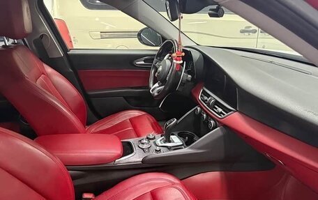 Alfa Romeo Giulia II, 2021 год, 4 741 006 рублей, 5 фотография