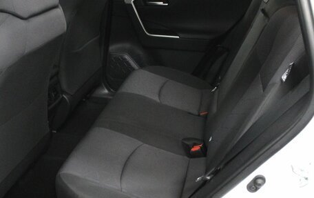 Toyota RAV4, 2020 год, 3 280 000 рублей, 10 фотография