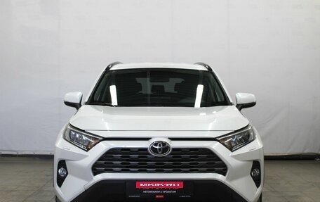Toyota RAV4, 2020 год, 3 280 000 рублей, 2 фотография