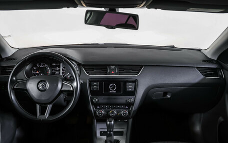 Skoda Octavia, 2015 год, 1 390 000 рублей, 14 фотография