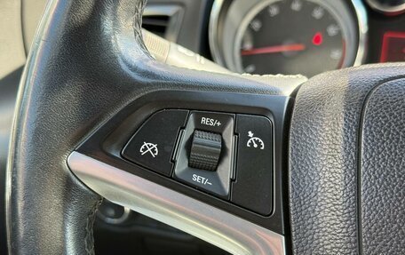 Opel Astra J, 2011 год, 640 000 рублей, 19 фотография