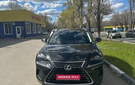 Lexus NX I, 2019 год, 3 900 000 рублей, 1 фотография