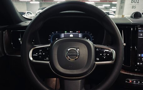 Volvo XC60 II, 2023 год, 4 980 000 рублей, 7 фотография