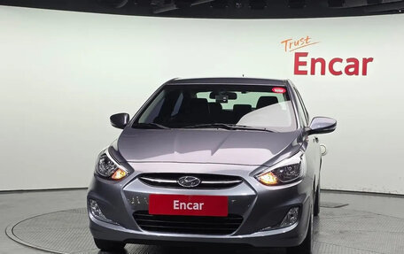 Hyundai Solaris II рестайлинг, 2016 год, 1 250 000 рублей, 2 фотография