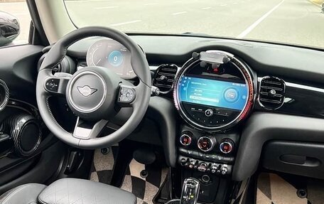 MINI Hatch, 2022 год, 1 994 000 рублей, 11 фотография