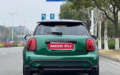 MINI Hatch, 2022 год, 1 994 000 рублей, 5 фотография