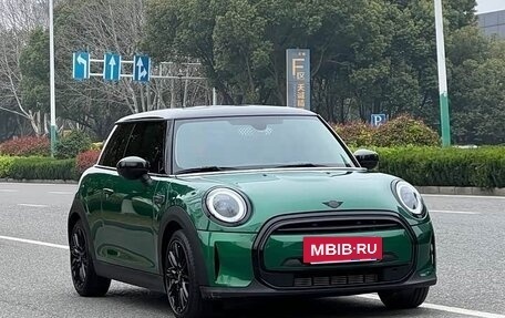 MINI Hatch, 2022 год, 1 994 000 рублей, 3 фотография