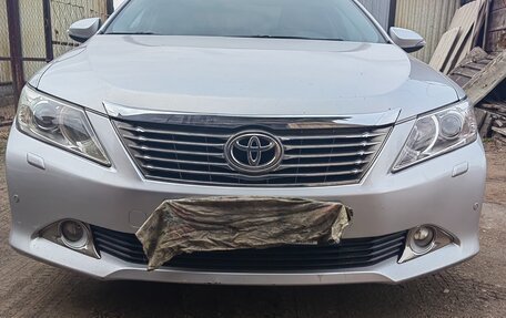 Toyota Camry, 2012 год, 1 420 000 рублей, 2 фотография