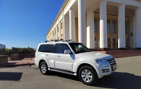 Mitsubishi Pajero IV, 2014 год, 2 600 000 рублей, 8 фотография