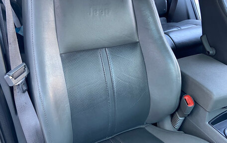 Jeep Grand Cherokee, 2006 год, 1 000 000 рублей, 13 фотография