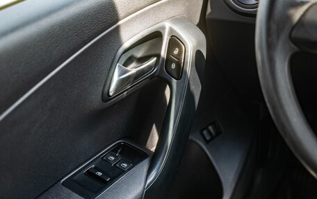 Volkswagen Polo VI (EU Market), 2011 год, 500 000 рублей, 16 фотография