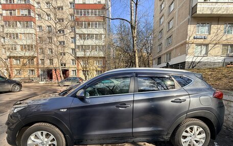 Hyundai Tucson III, 2018 год, 1 800 000 рублей, 3 фотография