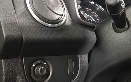 Renault Sandero II рестайлинг, 2017 год, 930 000 рублей, 12 фотография