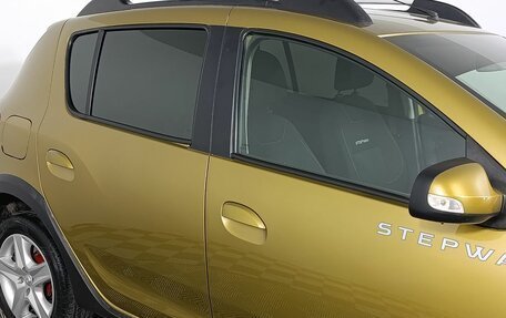 Renault Sandero II рестайлинг, 2017 год, 930 000 рублей, 25 фотография