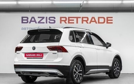 Volkswagen Tiguan II, 2019 год, 2 790 000 рублей, 6 фотография