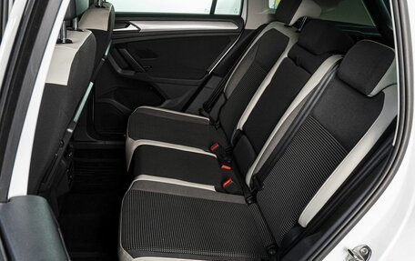 Volkswagen Tiguan II, 2019 год, 2 790 000 рублей, 14 фотография