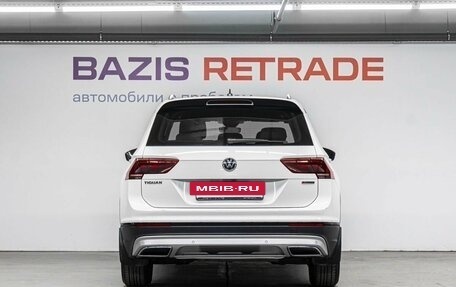 Volkswagen Tiguan II, 2019 год, 2 790 000 рублей, 7 фотография