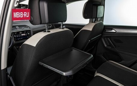 Volkswagen Tiguan II, 2019 год, 2 790 000 рублей, 16 фотография