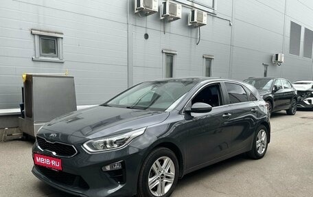 KIA cee'd III, 2021 год, 1 990 000 рублей, 1 фотография
