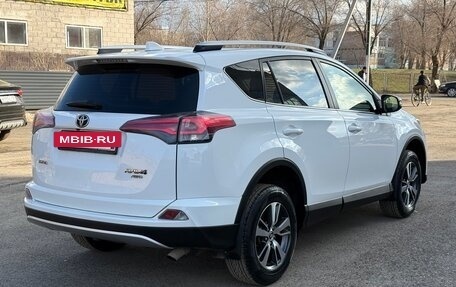 Toyota RAV4, 2016 год, 2 230 000 рублей, 5 фотография
