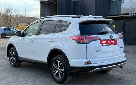 Toyota RAV4, 2016 год, 2 230 000 рублей, 3 фотография