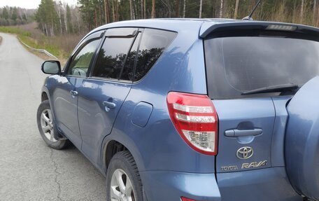 Toyota RAV4, 2011 год, 1 300 000 рублей, 5 фотография