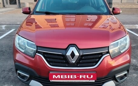 Renault Sandero II рестайлинг, 2020 год, 1 200 000 рублей, 2 фотография