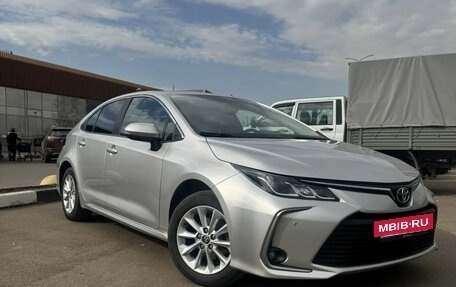 Toyota Corolla, 2020 год, 1 649 000 рублей, 2 фотография