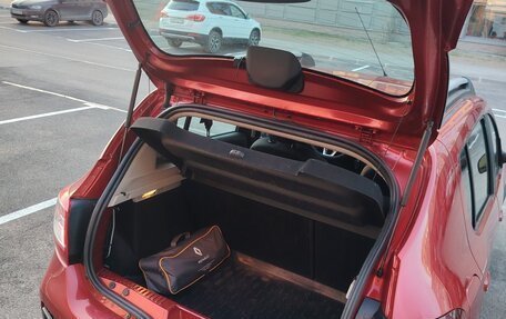 Renault Sandero II рестайлинг, 2020 год, 1 200 000 рублей, 16 фотография