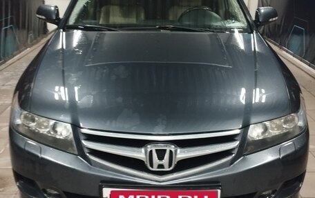 Honda Accord VII рестайлинг, 2007 год, 900 000 рублей, 1 фотография